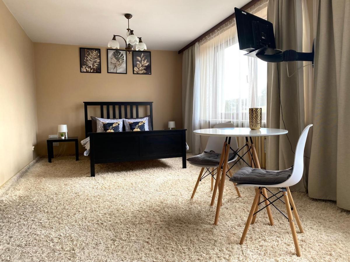 Pokoje Rezydencja Parysa Lublin Buitenkant foto